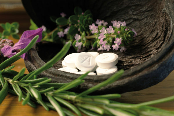 Schüßler-Salze - sind Mineralsalze in homöopathischer Dosierung. Schüssler Salze- Eine alternative Heilmethode auf homoöpathischer Basis